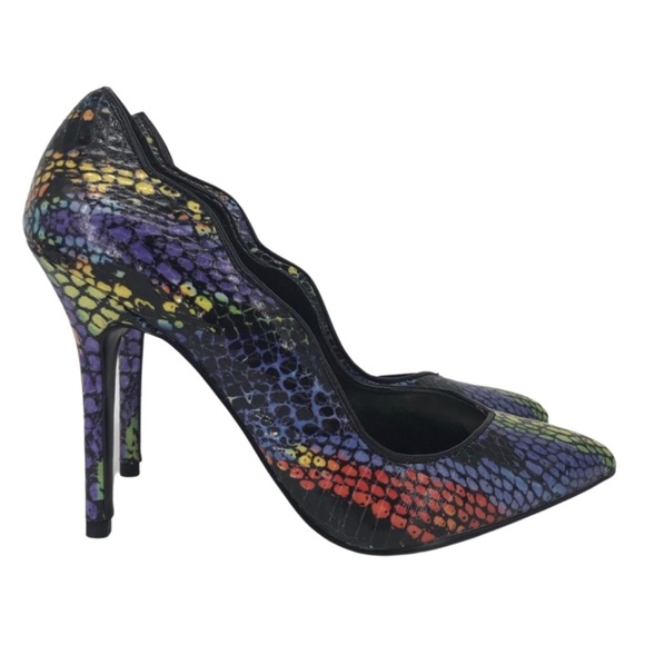 COPY - Like new Unique Rainbow Snake Print High Heels - Picture 2 of 9